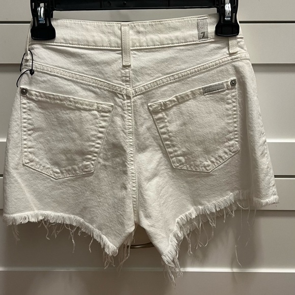 NWTA 7 for all Mankind Denim Shorts - Picture 3 of 6